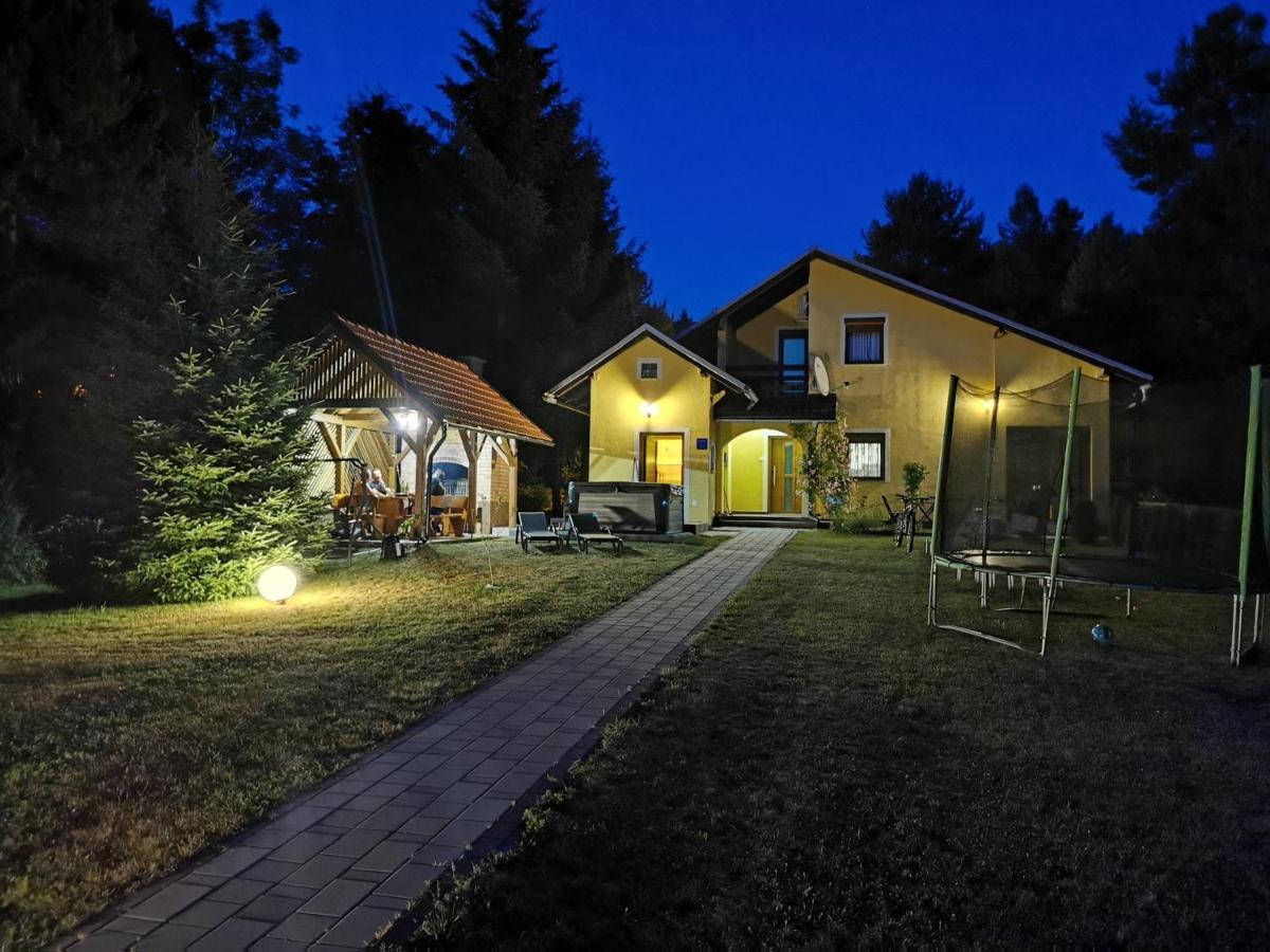 Cozy House Ania Villa Plitvička Jezera Eksteriør bilde